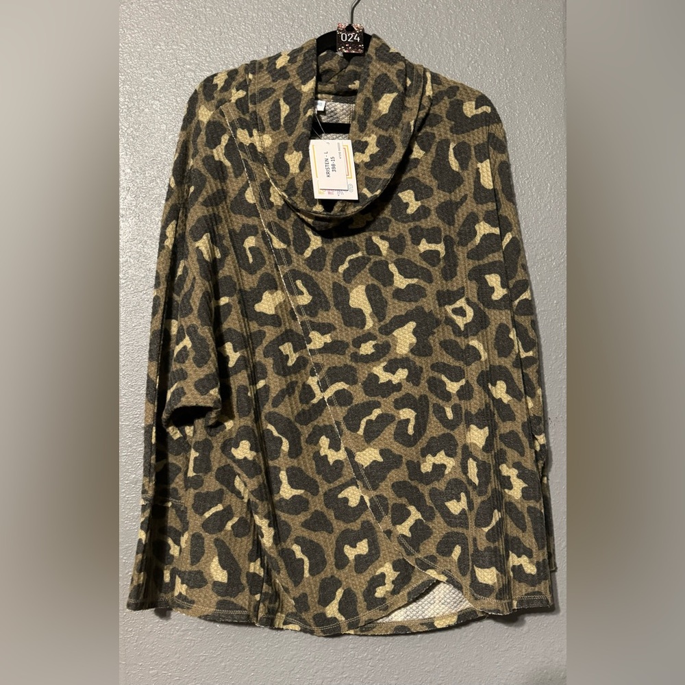 Lularoe Kristen cowl neck sweater pull over top leopard green black large NWT